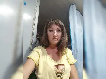 YouGirlXXX  live sex cam