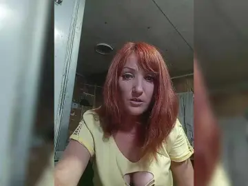 YouGirlXXX  live sex cam