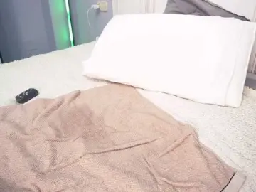 New1dee  live sex cam