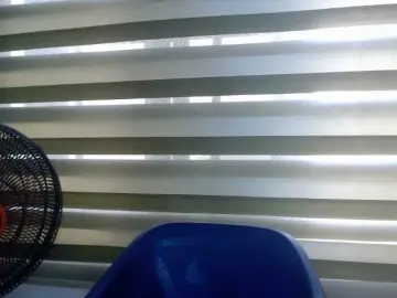 Juicynpink  live sex cam