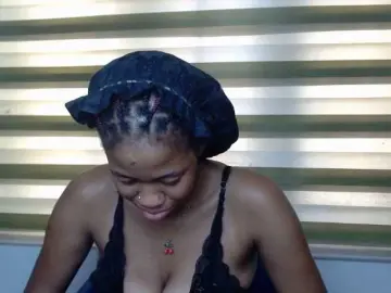 Juicynpink  live sex cam