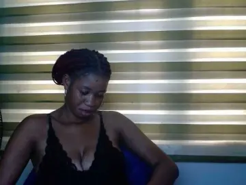 Juicynpink  live sex cam