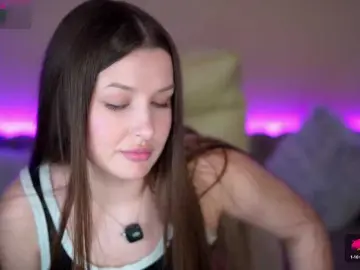 OneLaya  live sex cam