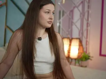 OneLaya  live sex cam