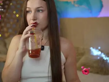OneLaya  live sex cam
