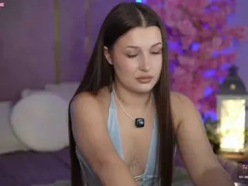 OneLaya  live sex cam