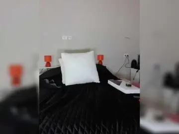 A-squirter  live sex cam