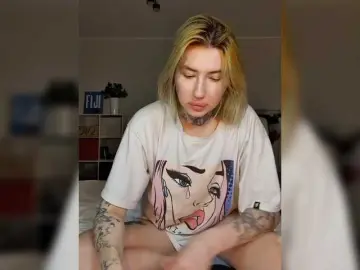 A-squirter  live sex cam