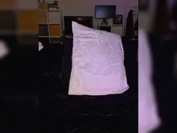A-squirter  live sex cam