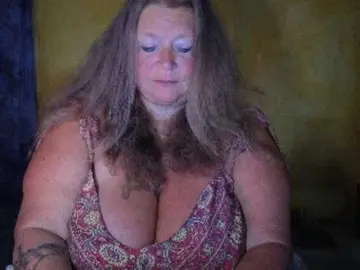 Lady-vamp  live sex cam