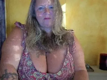 Lady-vamp  live sex cam