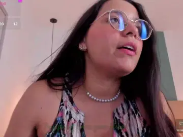 Lucy-blue28  live sex cam