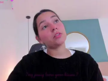 Lucy-blue28  live sex cam