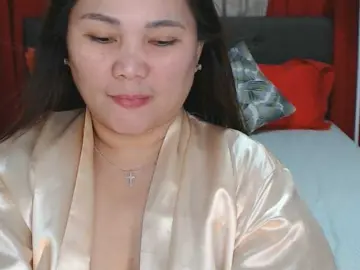 AsianHotMama143  live sex cam