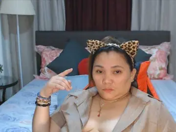 AsianHotMama143  live sex cam