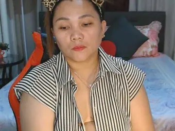 AsianHotMama143  live sex cam