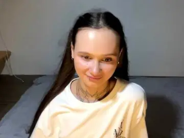 GertudeLagman  live sex cam