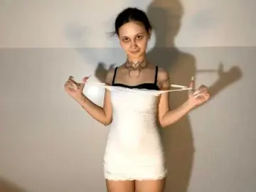 GertudeLagman  live sex cam