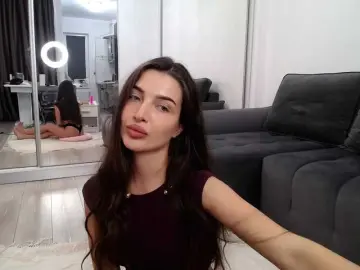LauraBess  live sex cam