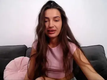 LauraBess  live sex cam