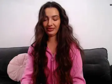 LauraBess  live sex cam