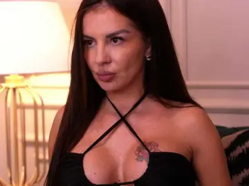 MirandaRaye  live sex cam