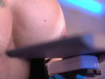 MirandaRaye  live sex cam