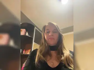 SweetMarina543  live sex cam