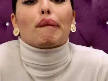 VictoriaBonie  live sex cam