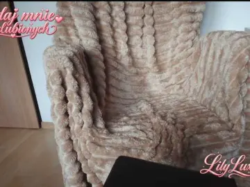 LilyLuxeXO  live sex cam