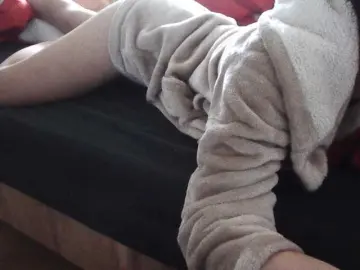 LilyLuxeXO  live sex cam