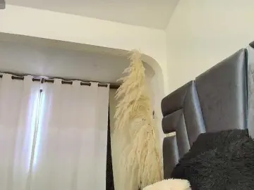 MiniLove01  live sex cam