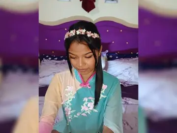 Sexyladyyya  live sex cam