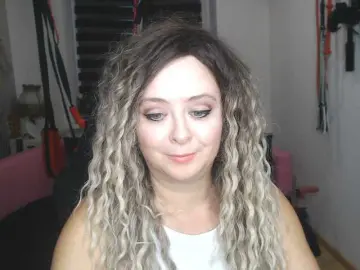 MissGODDESS  live sex cam