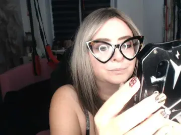 MissGODDESS  live sex cam