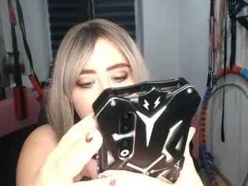 MissGODDESS  live sex cam