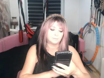 MissGODDESS  live sex cam