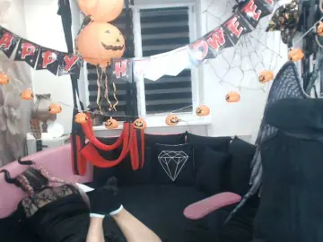 MissGODDESS  live sex cam
