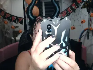 MissGODDESS  live sex cam
