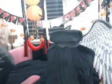 MissGODDESS  live sex cam