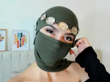 Shaiira  live sex cam