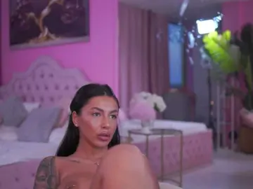 AishaaDevoe  live sex cam