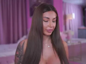 AishaaDevoe  live sex cam