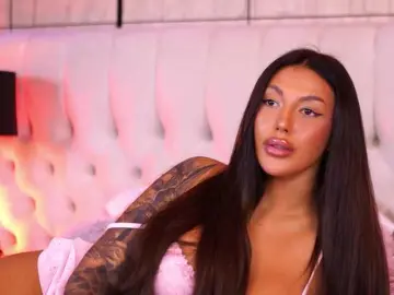 AishaaDevoe  live sex cam