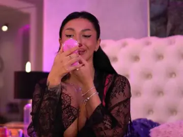 AishaaDevoe  live sex cam