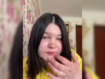 Annyshka-1  live sex cam