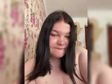 Annyshka-1  live sex cam
