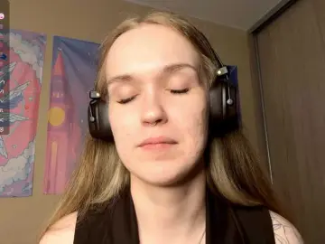 JeaneMckaskle  live sex cam