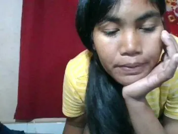 Keziah34  live sex cam