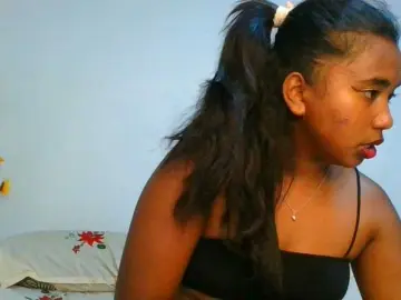 Pauliemarie  live sex cam